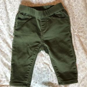 Gap olive pant